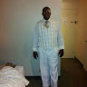 Meet your Posher, Troy